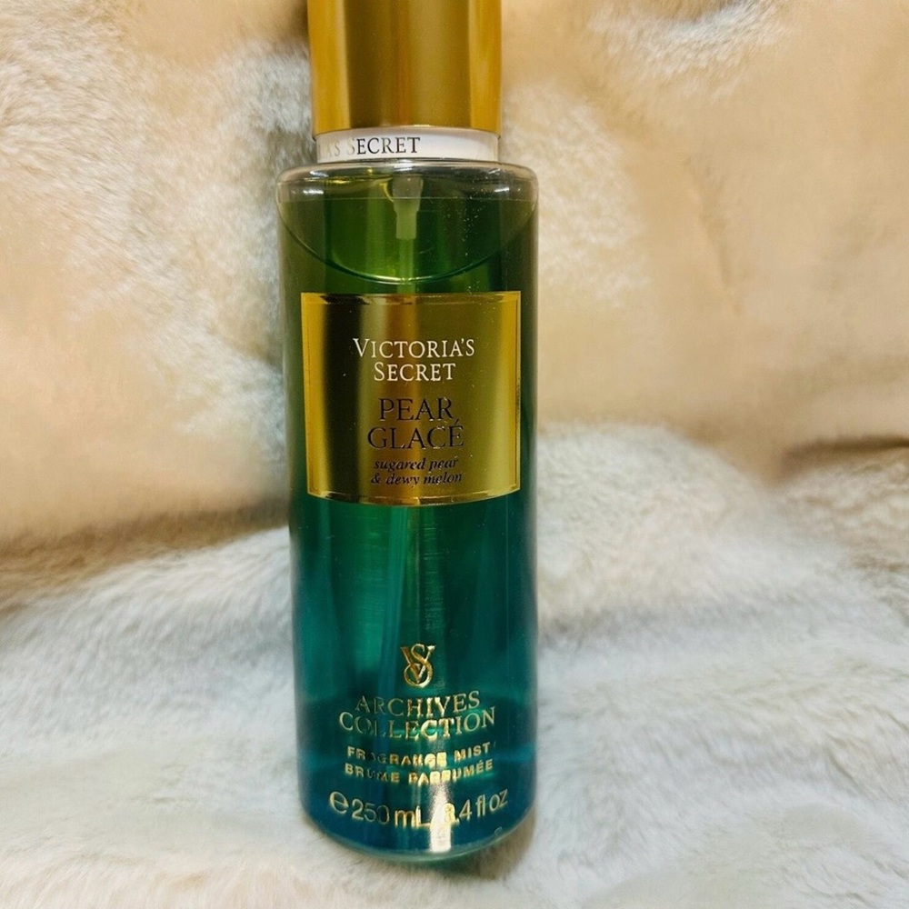 Victoria's Secret Pear Glacé Fragrance Mist - Green and Gold